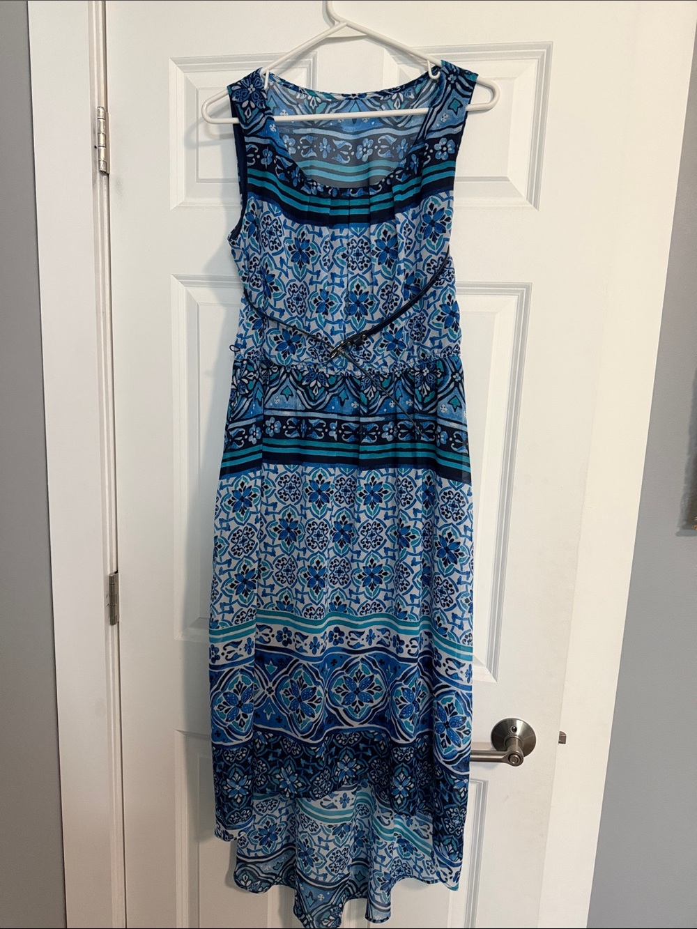 AB Studio Blue Patterned Sleeveless Maxi Dress with Teal Accents
